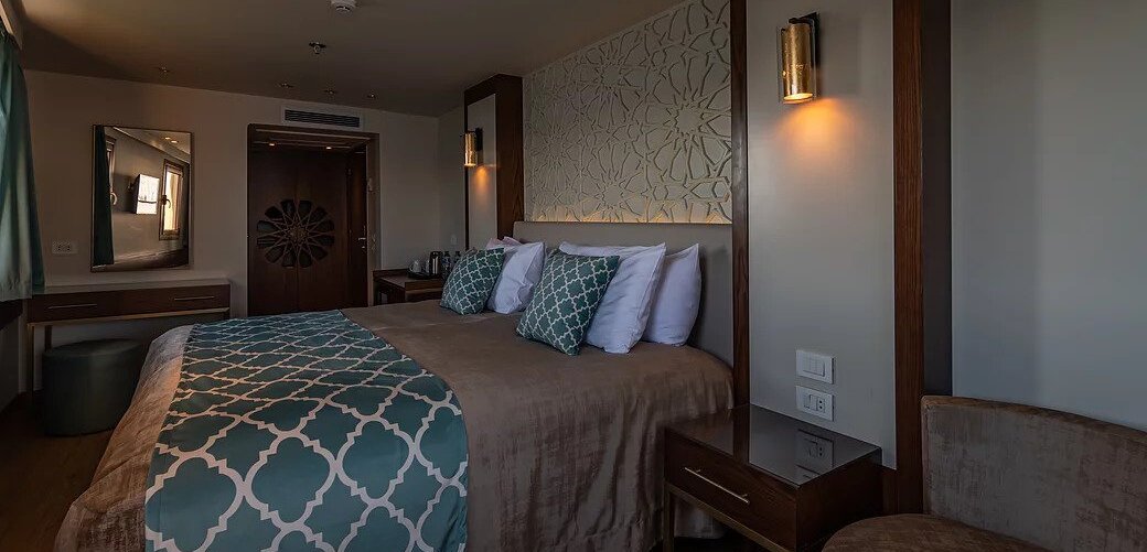 8 Tage Luxus Nilkreuzfahrt mit der Sandrine Dahabeya von Luxor nach Assuan